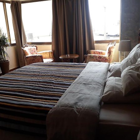Karavella Vintage Apartment Paphos Extérieur photo